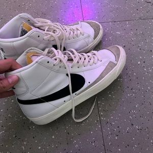 Nike Women’s Blazer Mid 77 Vintage Shoes